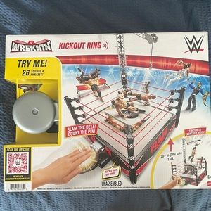 WWE Wrekkin Kickout Ring